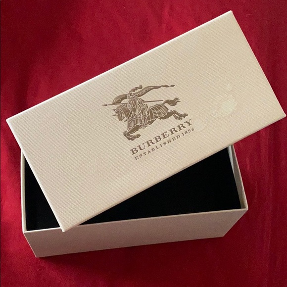 Burberry Glasses Box - Picture 4 of 4